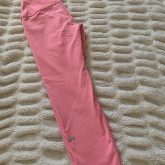 ALO Yoga Pink Leggings - Picture 1 of 3